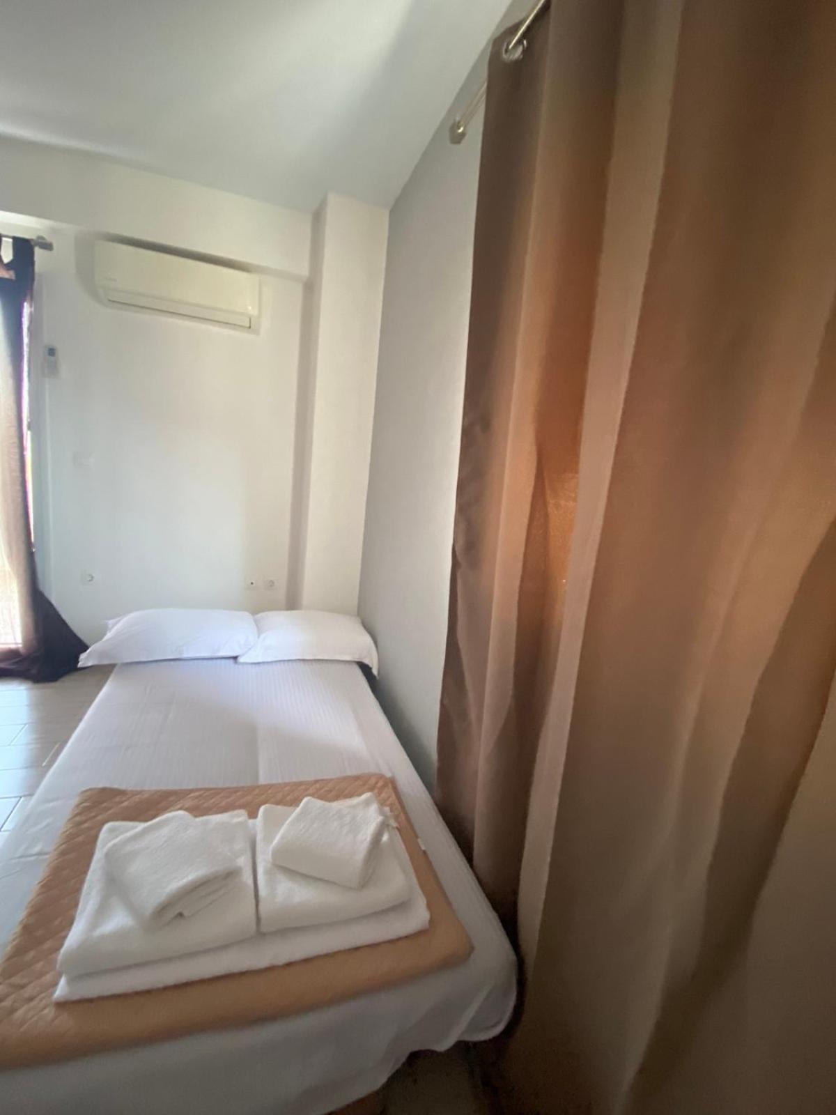 Апартаменты Αρέθουσα Fourth Floor ! Халкида Экстерьер фото